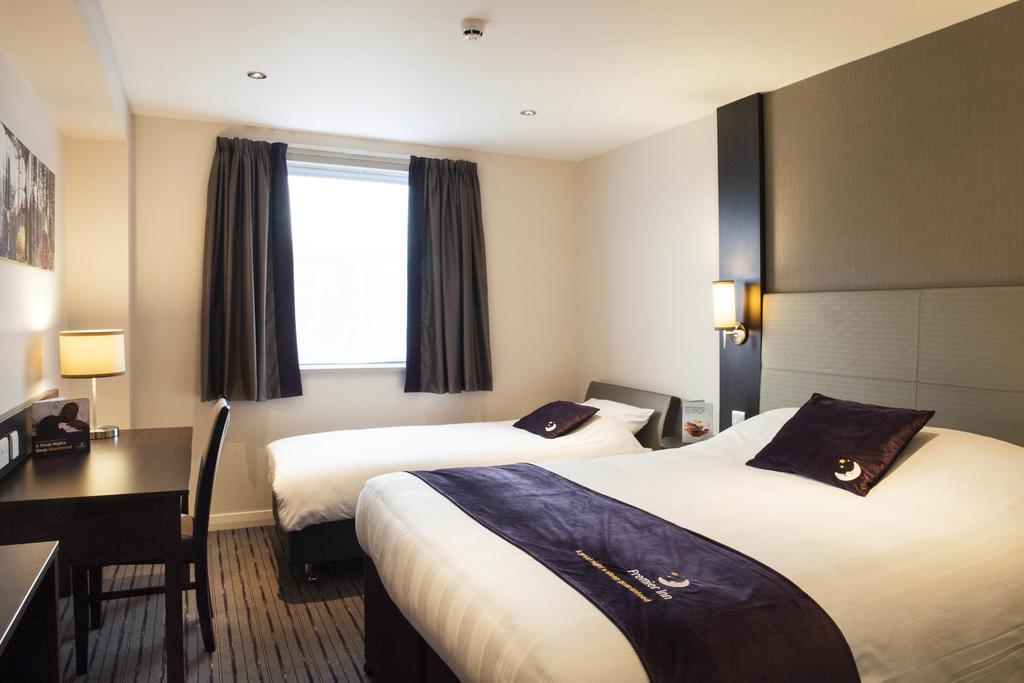 Premier Inn Epsom South Cameră foto