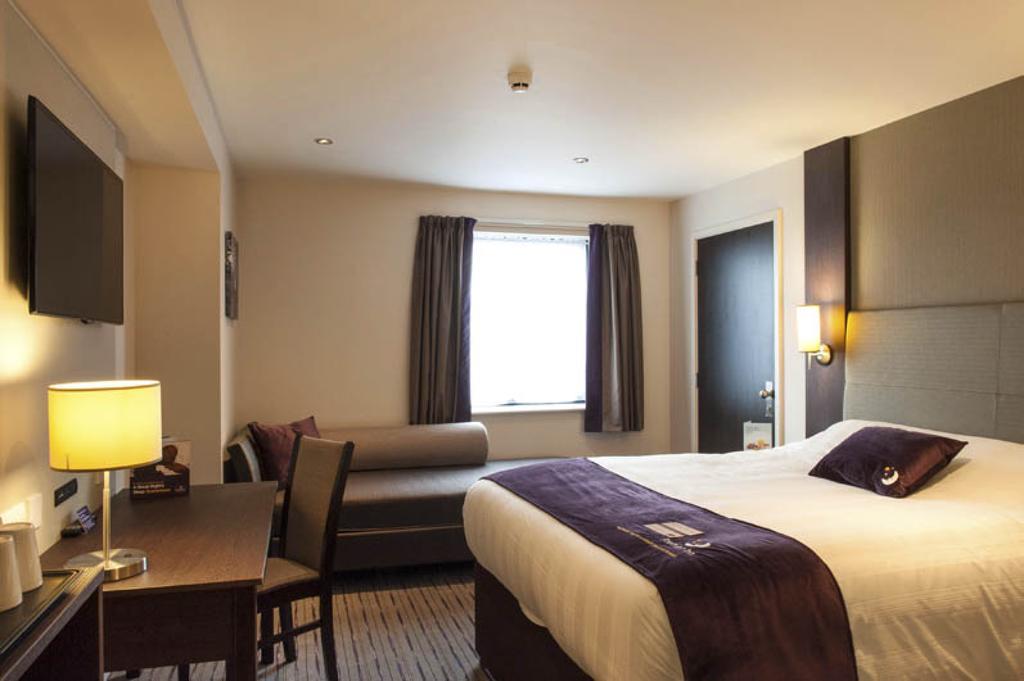 Premier Inn Epsom South Cameră foto