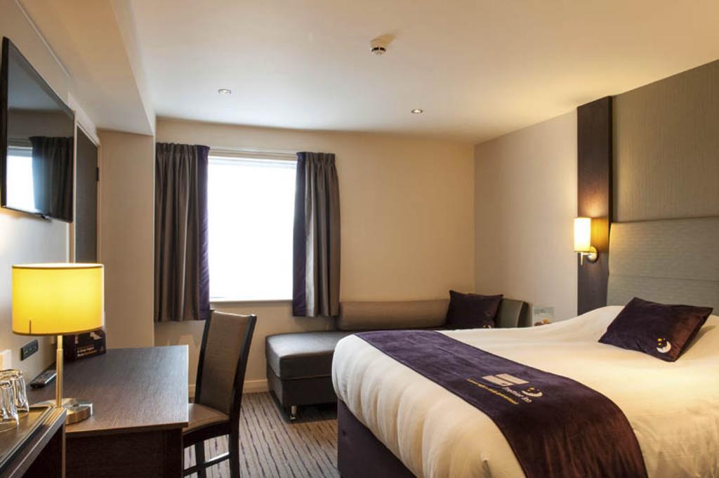 Premier Inn Epsom South Cameră foto